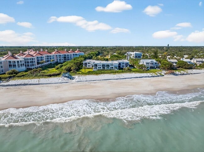 Building Photo - 5790 Jimmy Buffett Mem Hwy