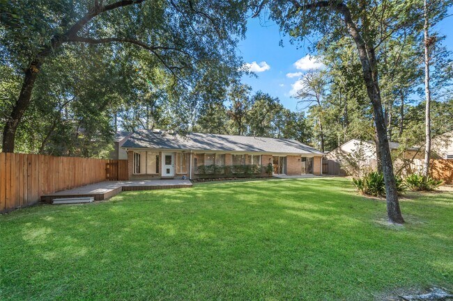 Building Photo - 1912 Foxtail Pl