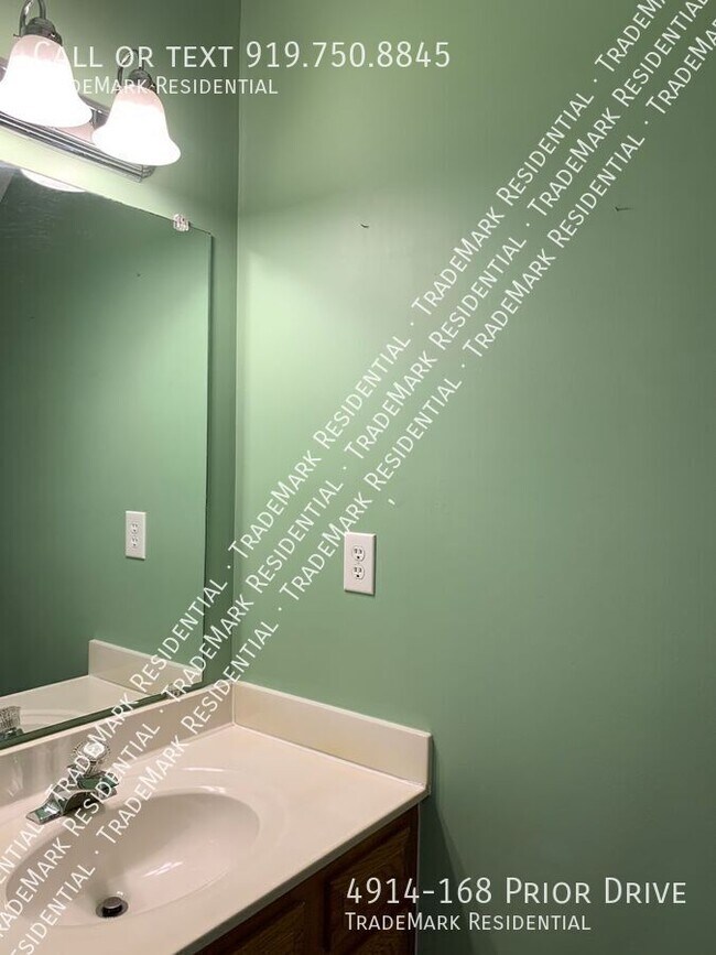 Building Photo - 4914-168 Prior Drive-