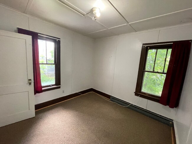 Building Photo - 7 Hill St