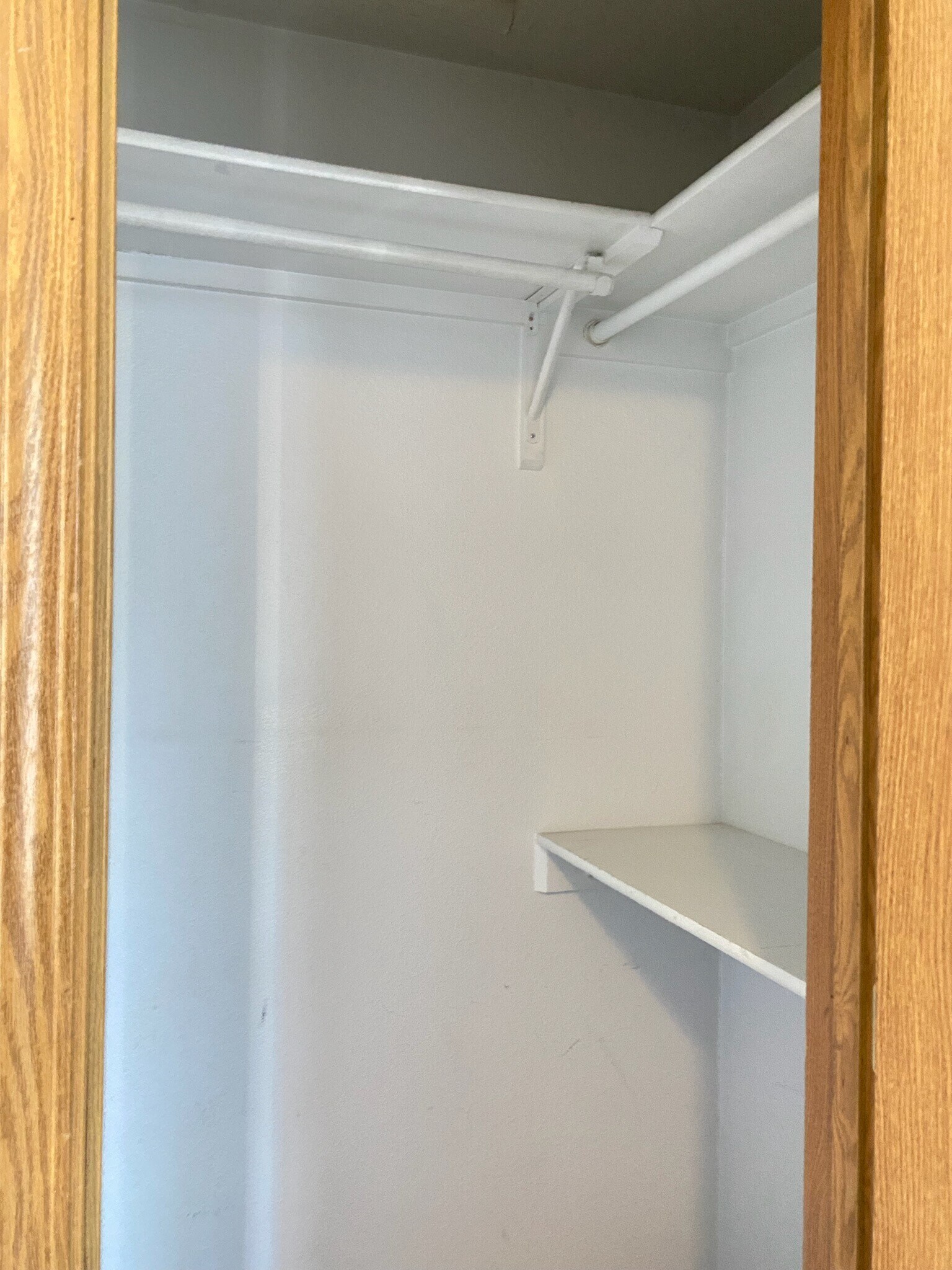 Second upstairs bedroom - 1415 E Maple St