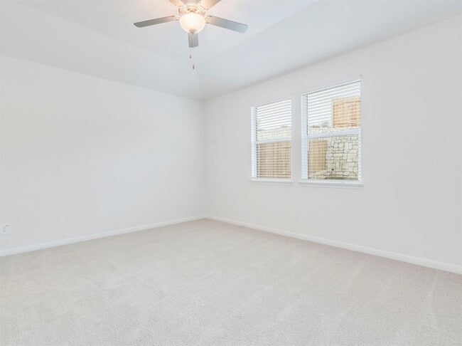 Building Photo - 227 Cathedral Mountain Dr