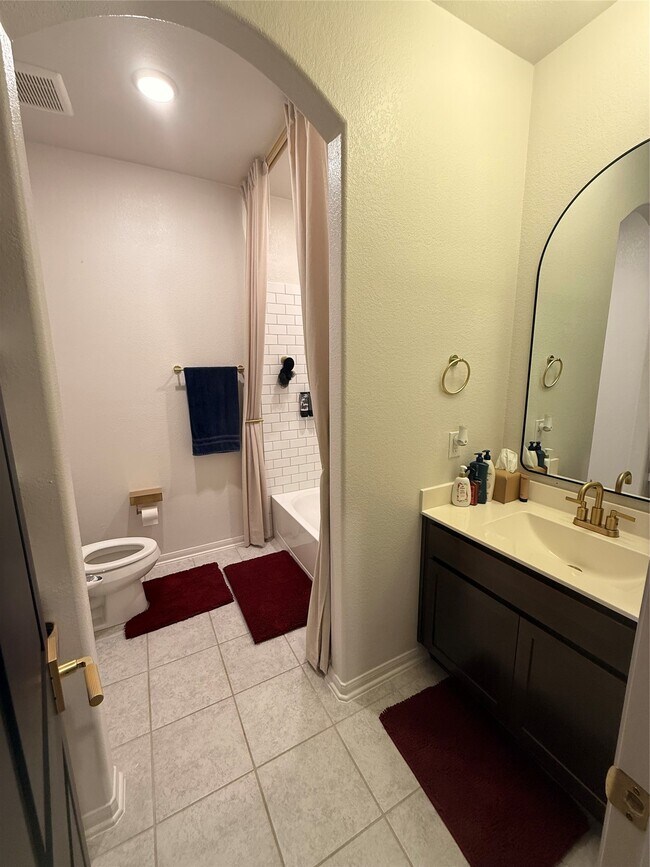 Building Photo - 23609 Zinfandel Dr