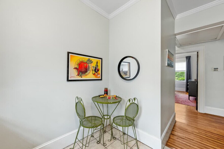 Building Photo - 800 Magnolia Ave