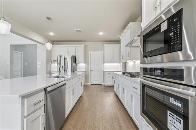 Building Photo - 1720 Foxtail Dr