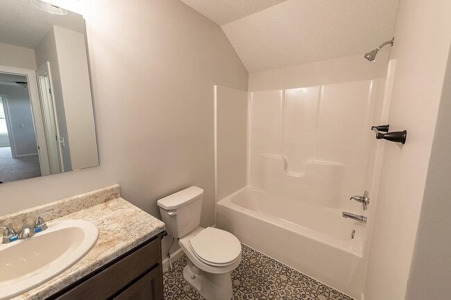 Building Photo - 5205 Pigeon Creek Ct