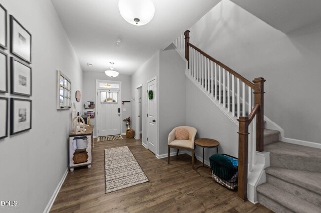 Building Photo - 4 Bedroom Home Close to Downtown Wake Forest. Fenced Yard!