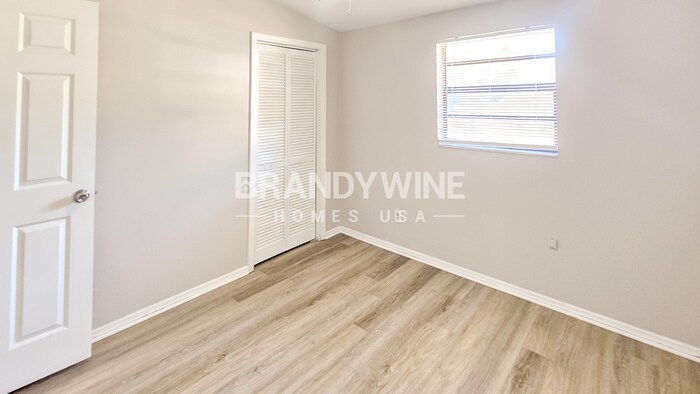 Building Photo - 4401 N 72nd St