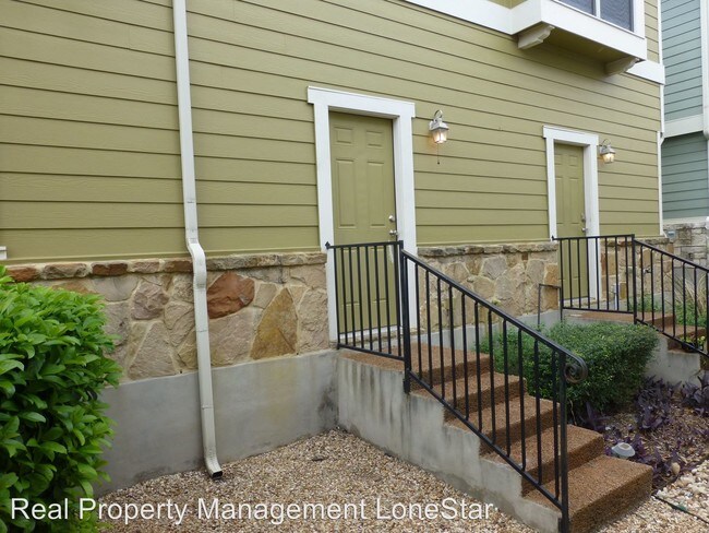 Building Photo - 1817 Carlson Dr