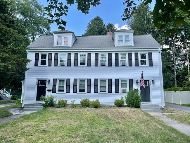 Primary Photo - 206 Concord St