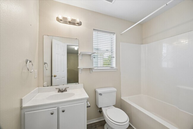 Building Photo - 21914 Willow Downs Dr
