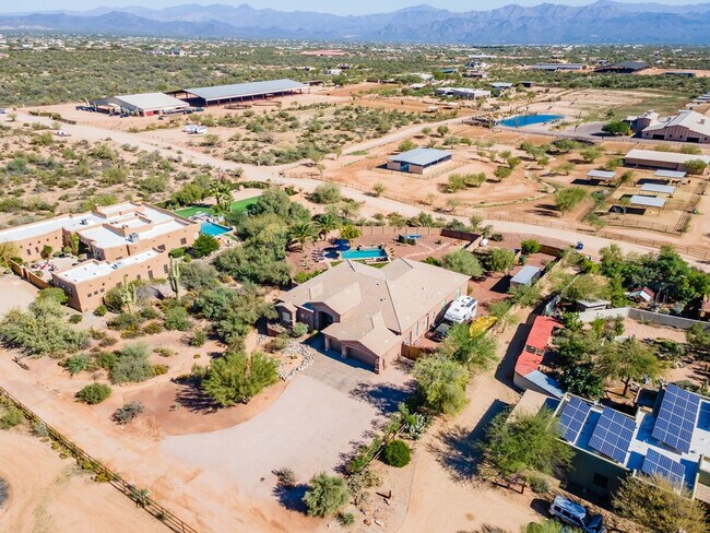 Building Photo - 27109 N 143rd Pl