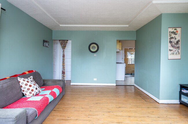 Building Photo - 1040 NE 78th Ave