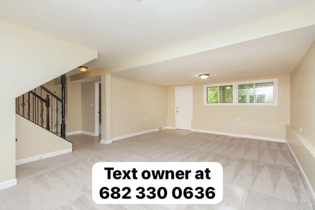 Building Photo - 904 Cedar St