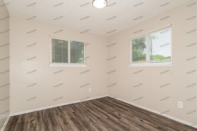 Building Photo - 1417 Moran Dr