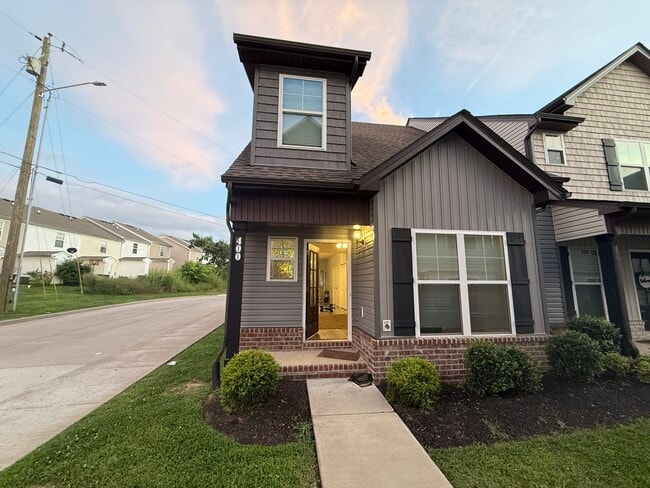 Building Photo - 400 Rick Mccormick Dr