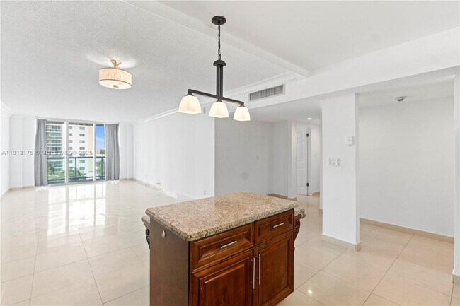 Building Photo - 19390 Collins Ave