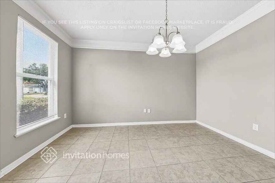 Building Photo - 4502 Stable Dr