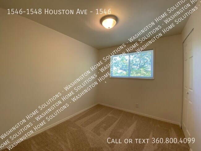 Building Photo - 1546-1548 Houston Ave-1546