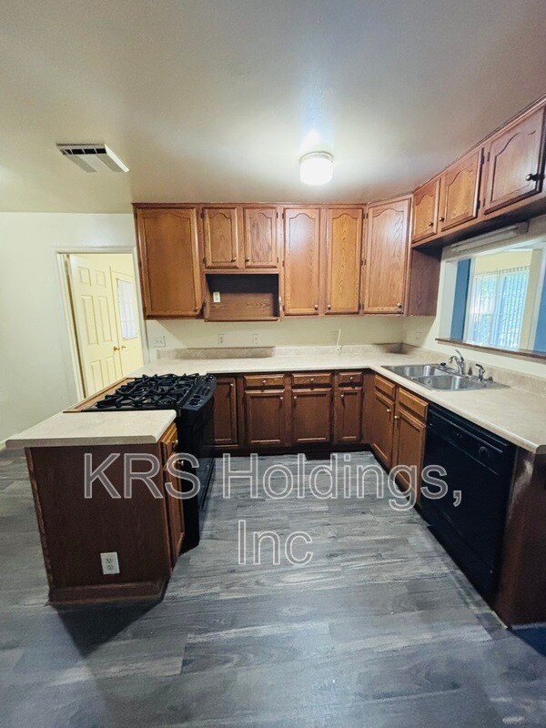 Building Photo - 12703 Mill Forest Ct