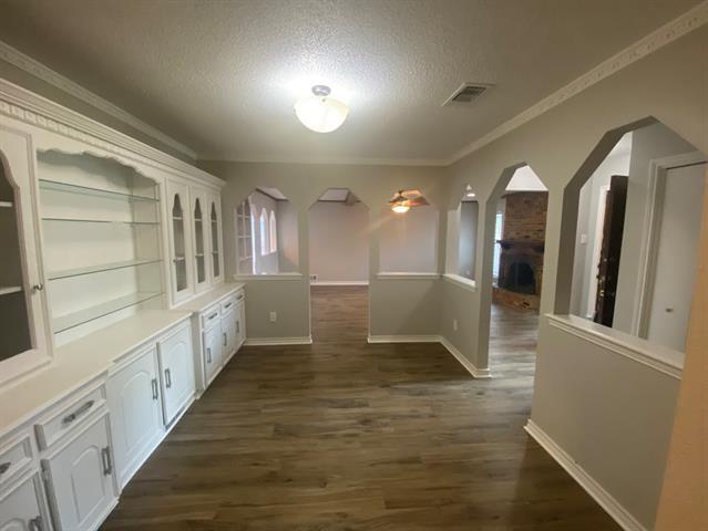 Building Photo - 4915 Chilton Dr