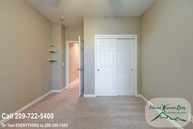 Building Photo - 3841 Tern Ct
