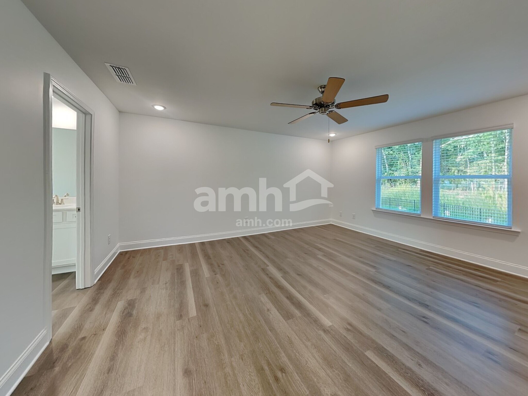 Building Photo - 1695 Soapstone Rd