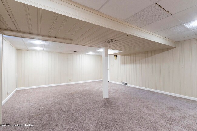 Building Photo - 3725 Warner Ave