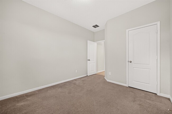 Building Photo - 20902 Cullen Ranch Rd