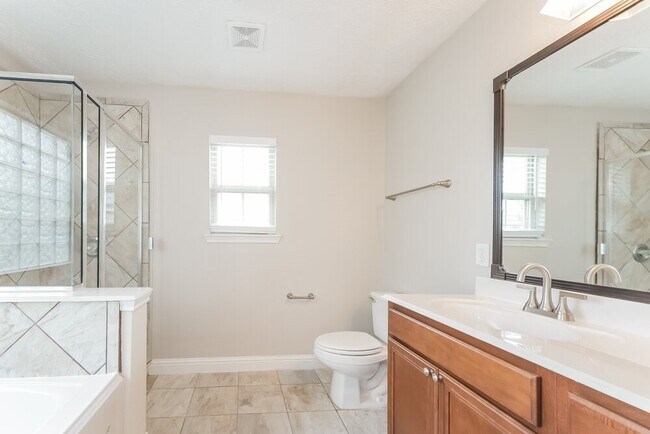 Building Photo - 19235 Danphe Landing Ct
