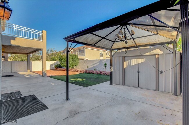 Building Photo - 4125 W Erinbird Ave