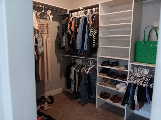 Building Photo - Beautiful single family home in Little Valley - PET FRIENDLY