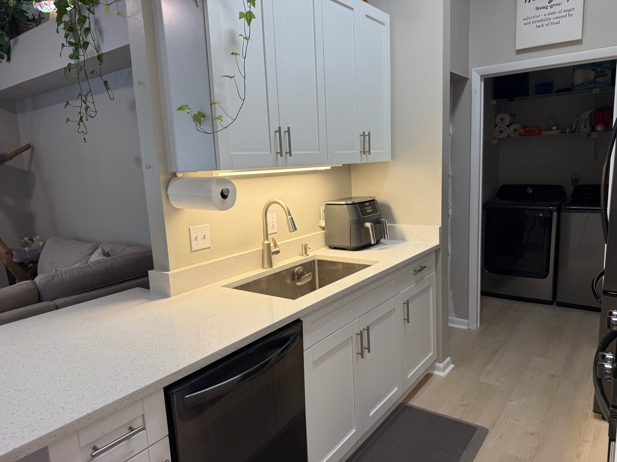 Building Photo - 3811 SW 28th Terrace