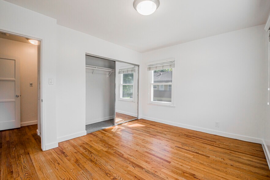 Building Photo - 8754.5 Belford Ave