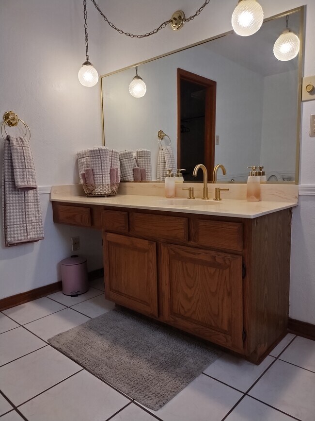 Building Photo - 4315 Genoa Rd