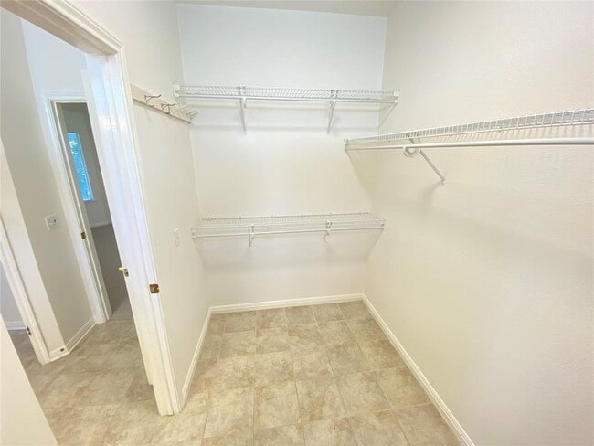 Building Photo - 102 Purple Sage Dr