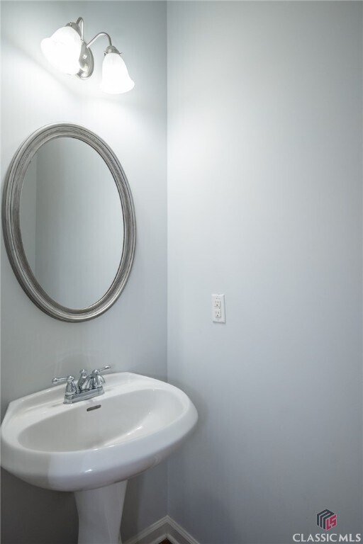 Building Photo - 168 Putters Dr