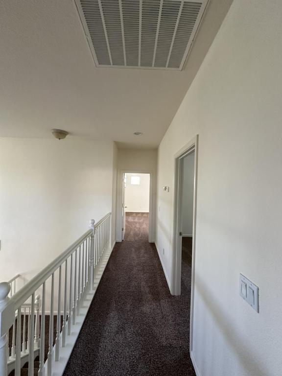 Building Photo - 1539 Figueroa Dr