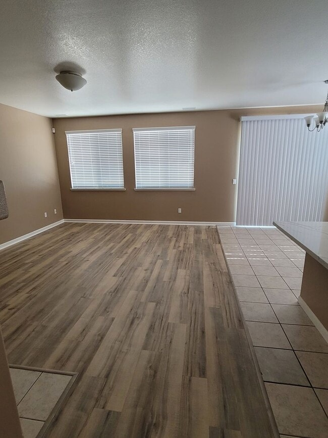 Building Photo - North Natomas-  NEWLY REMODELED