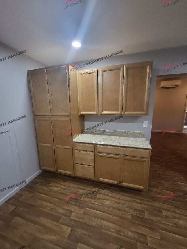 Building Photo - STATUS: AVAILABLE | R55 | $2495
