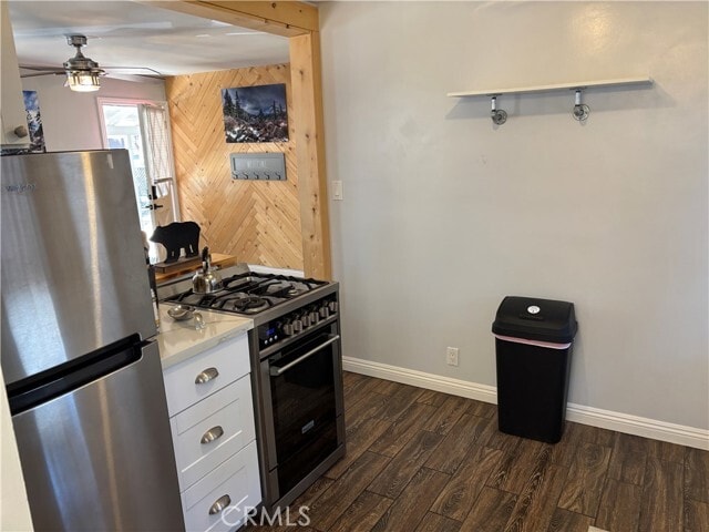 Building Photo - 541 Timber Ln