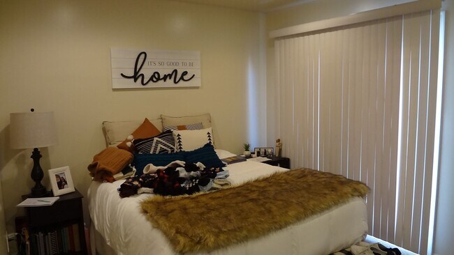 Building Photo - One Bedroom near Utah Valley Hospital, Pro...