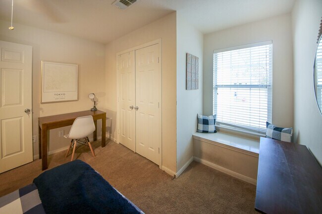 Building Photo - 19 Grand Bayou Pl