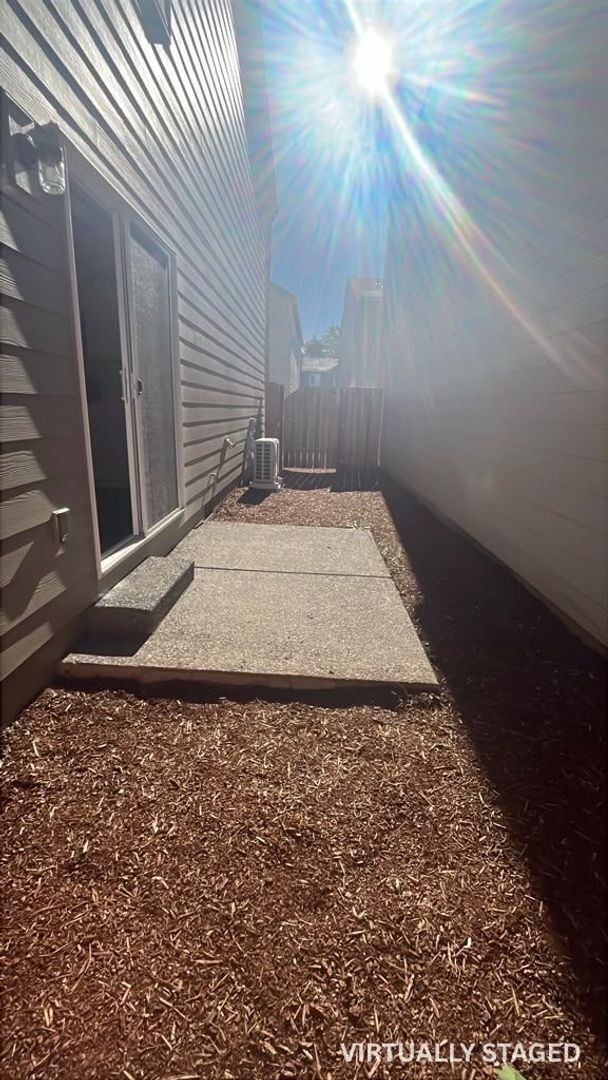 Building Photo - 1107 SE 193rd Pl