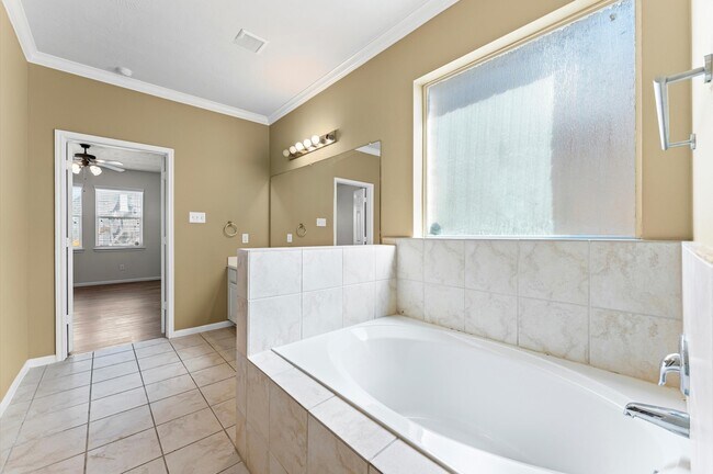 Building Photo - 13310 Cypress Palms Court