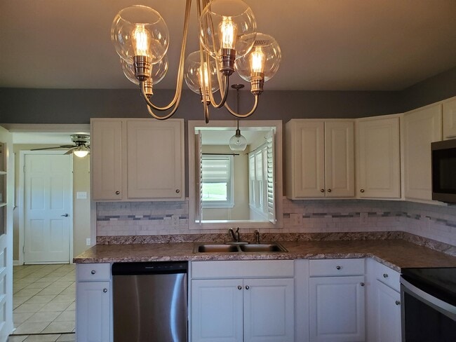 Building Photo - 4128 Freedom Way