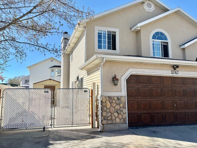 Building Photo - Coming Soon! Spacious Living + RV Parking! 3-Bedroom Home with Yard & Garage