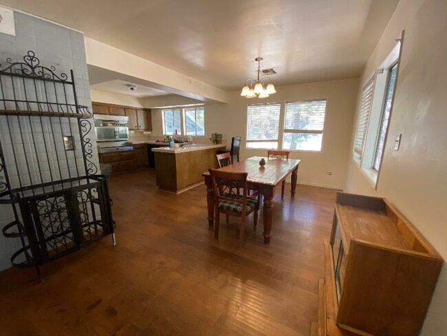 Building Photo - 293 Forest Trail