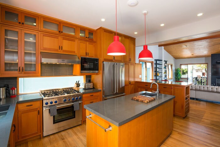 Building Photo - 432 Howland Canal