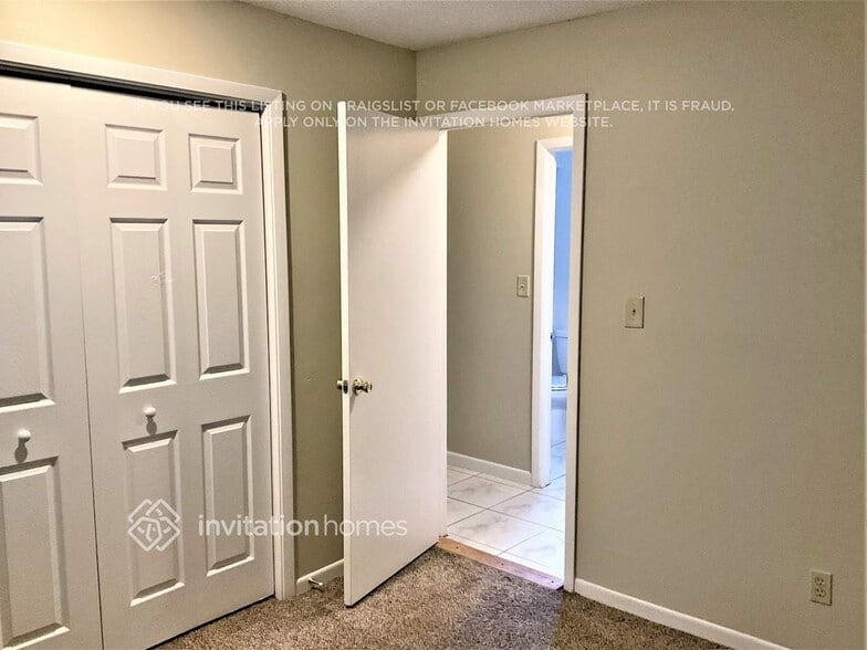 Building Photo - 343 Kantor Blvd